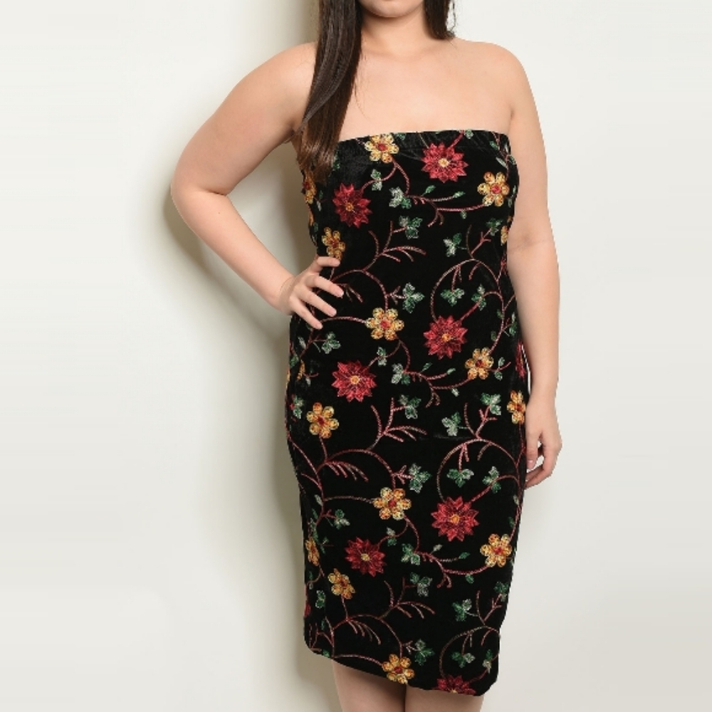 Plus Crushed Floral Embroidered Velvet Strapless Dress - Glamour and Elegance